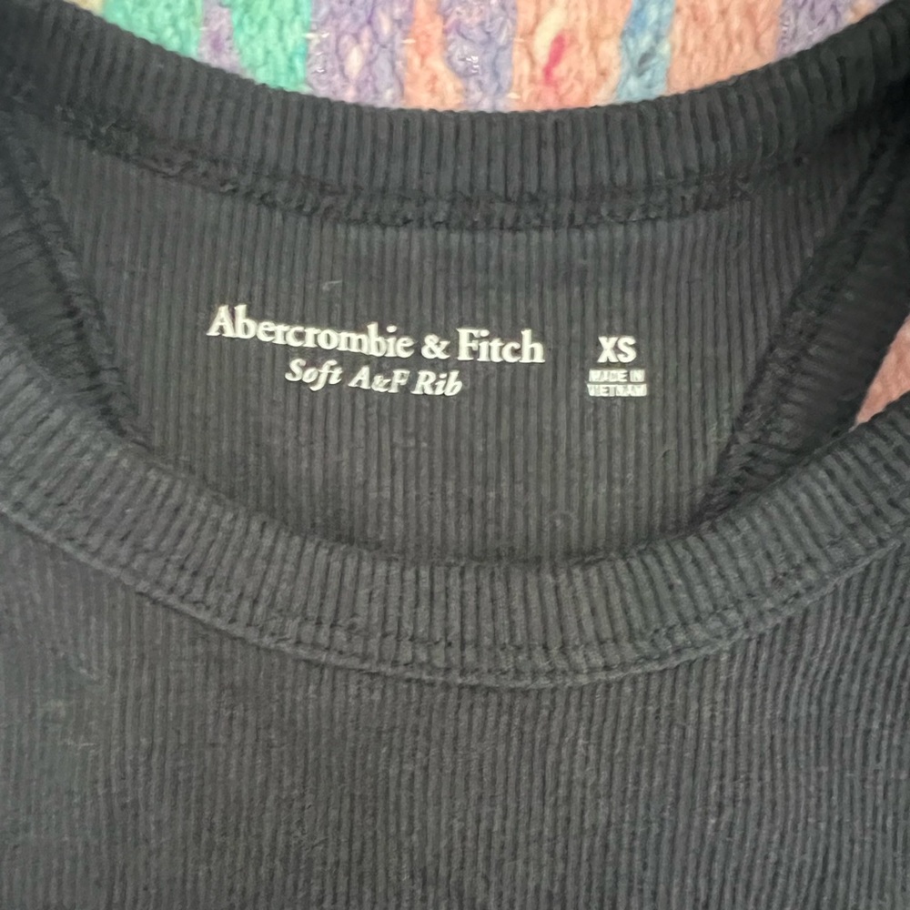Abercrombie & Fitch HIGH NECK RIBBED BODYSUIT TANK - Picture 4 of 4